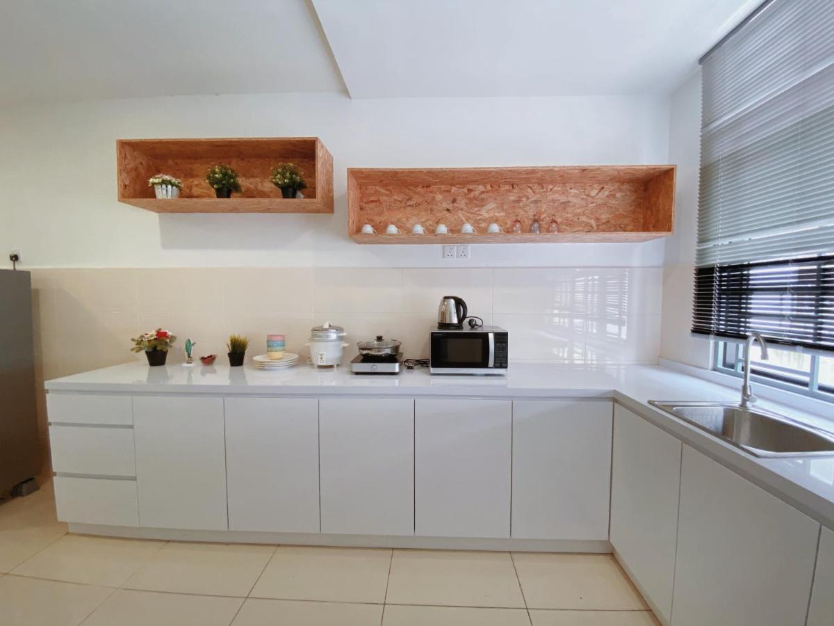 Desaru Natural Wood Style By Joyfully 31A7 Luaran gambar