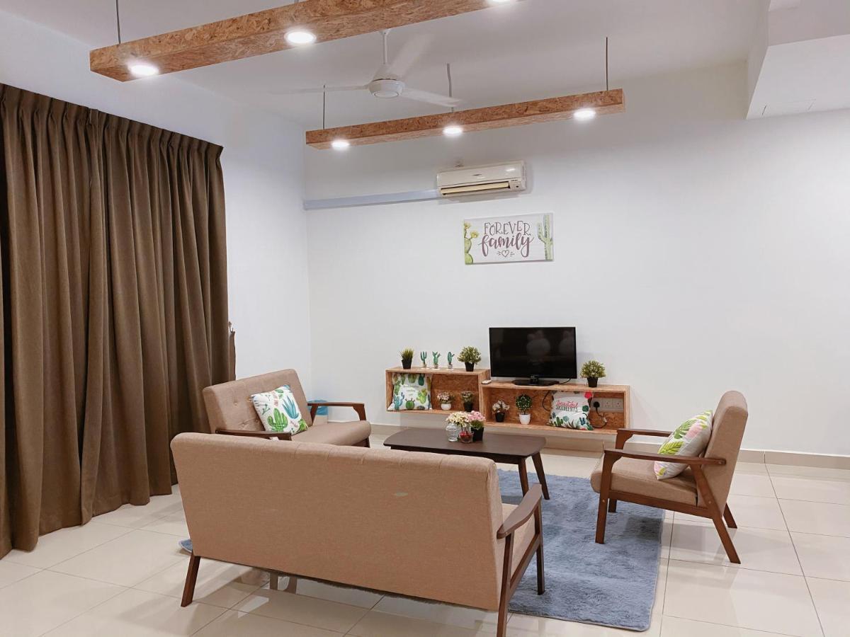 Desaru Natural Wood Style By Joyfully 31A7 Luaran gambar